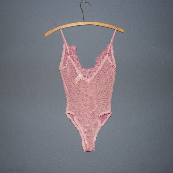 VICTORIA'S SECRET Rose Plunge Mesh Bodysuit sz XS - Picture 5 of 8